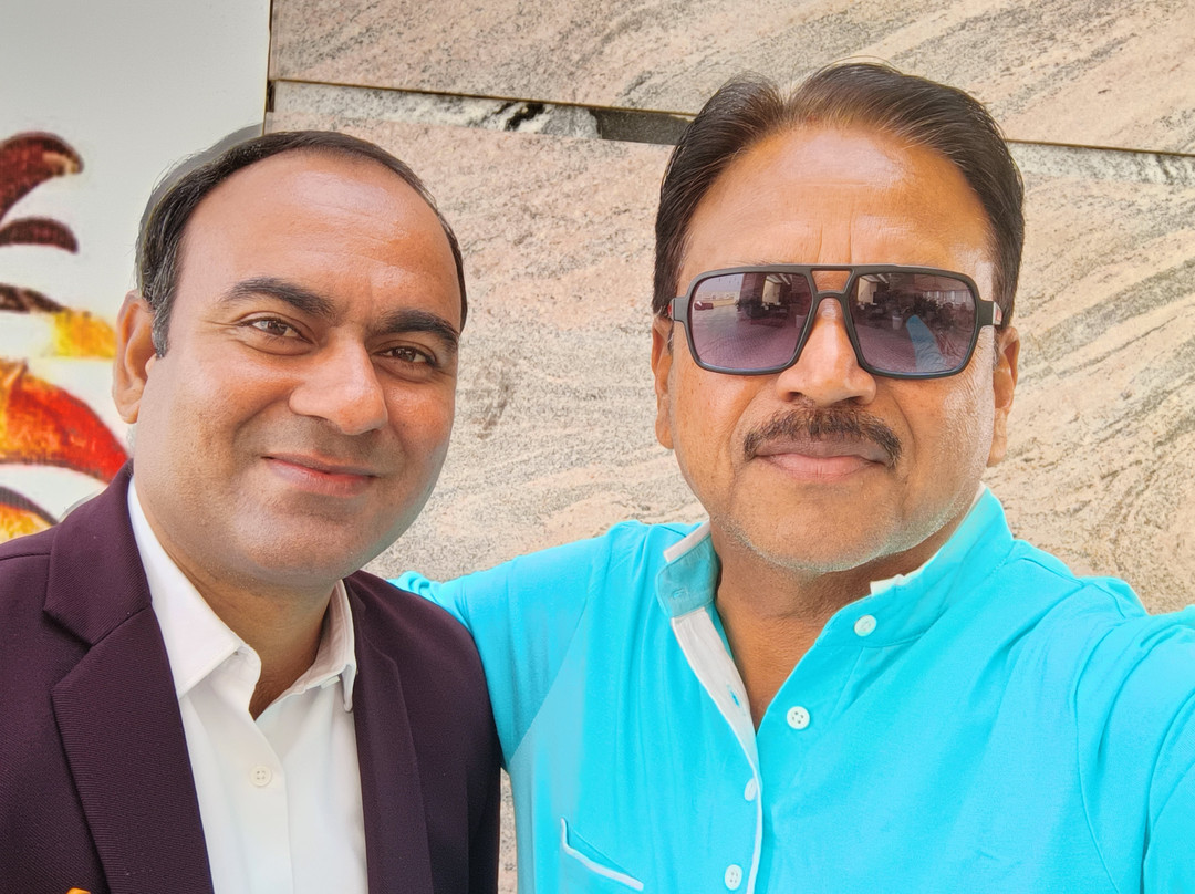 Express 11 Hotel & Banquets主图