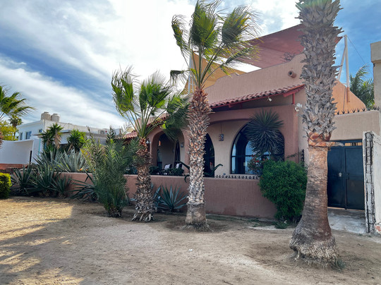 Casa Kootenay Waterfront Bed and Breakfast主图