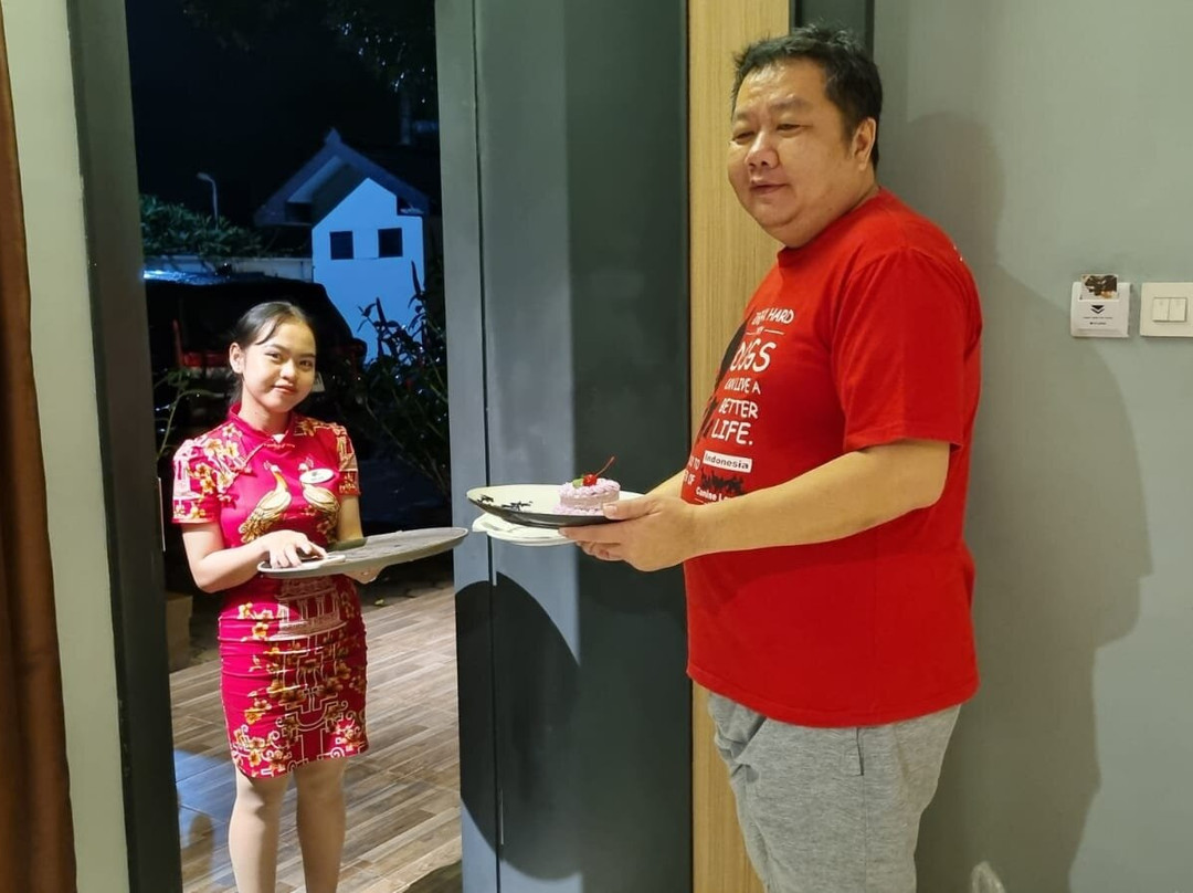 New Surya Hotel主图