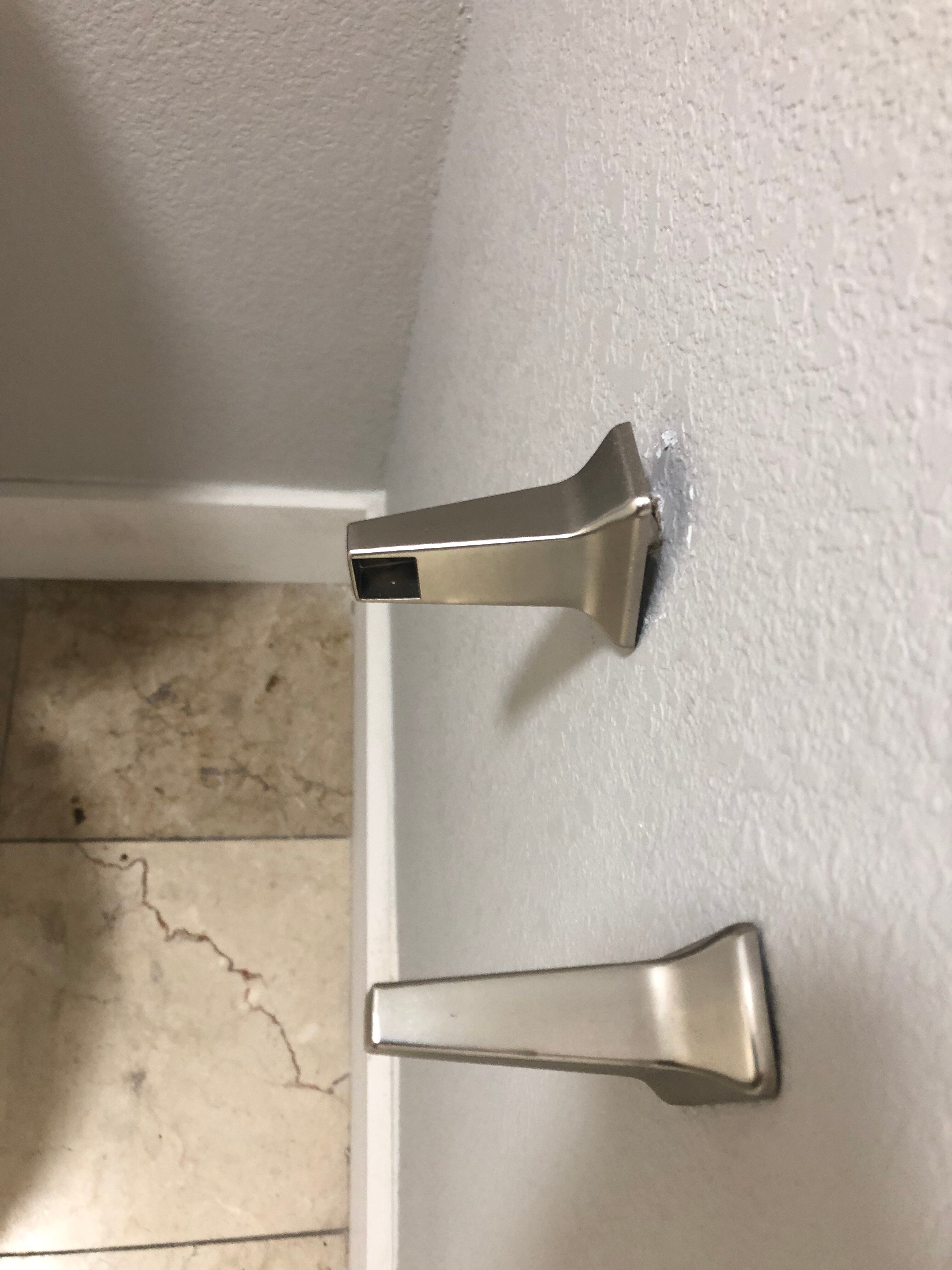 Ramada by Wyndham Sarasota Waterfront-浴室