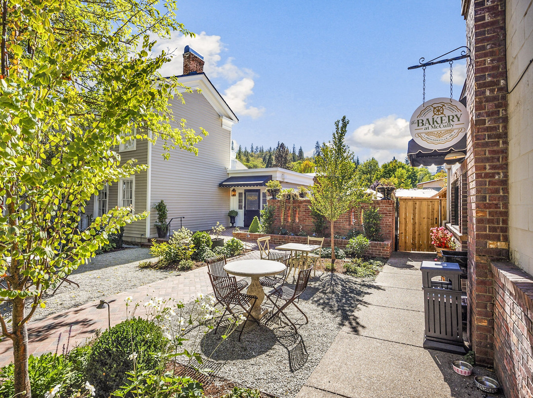 Mccully House Inn主图