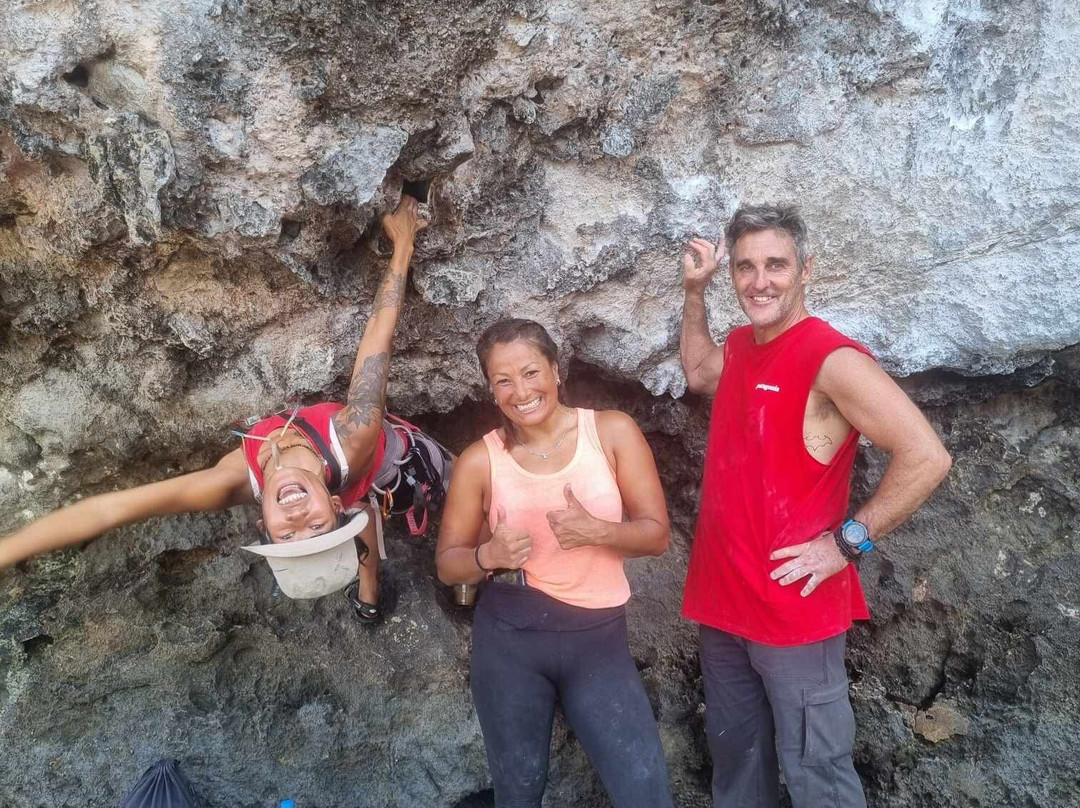 甲米攀岩-莱利海滩必去景点