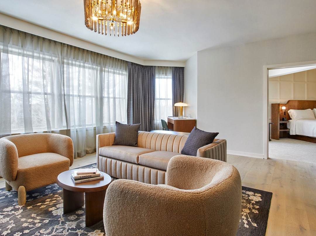 Hotel Brookmere & Arbor Spa