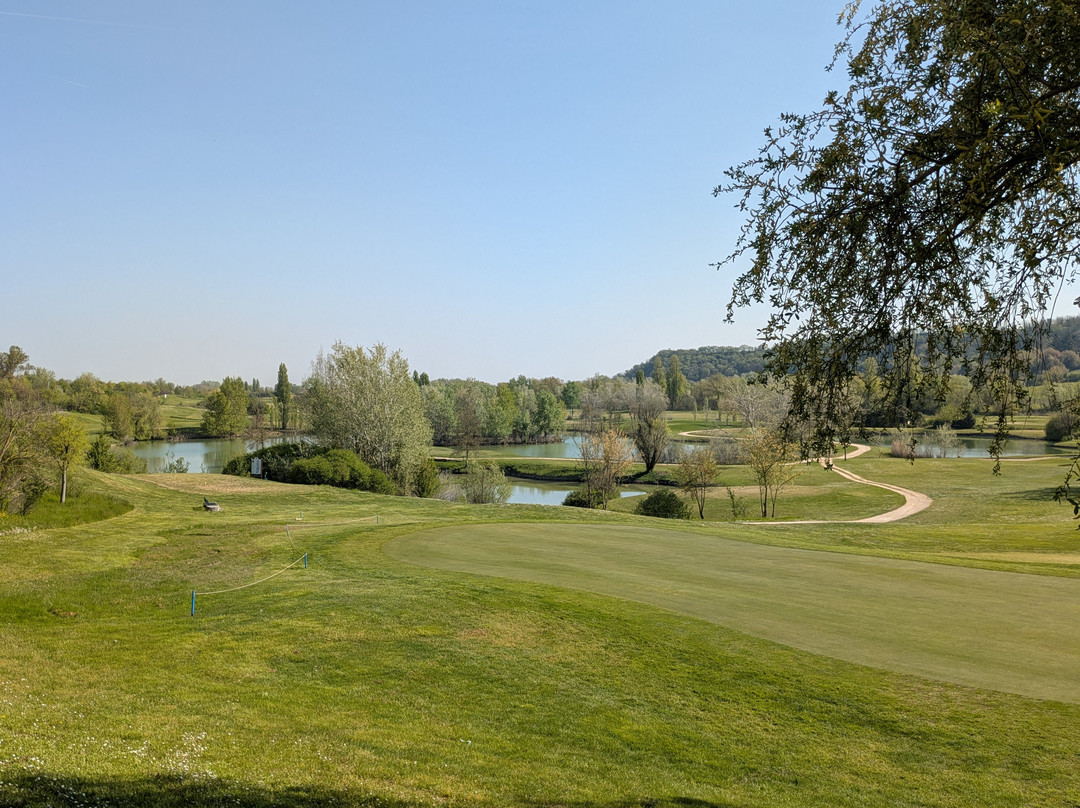 Golf Club Le Fonti-圣彼得罗泰尔梅堡必去景点