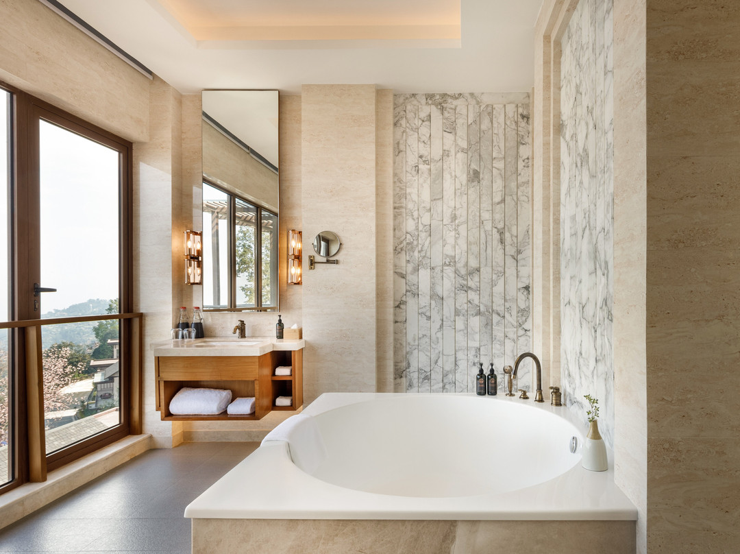 Dusit Thani Himalayan Resort Dhulikhel, Nepal主图