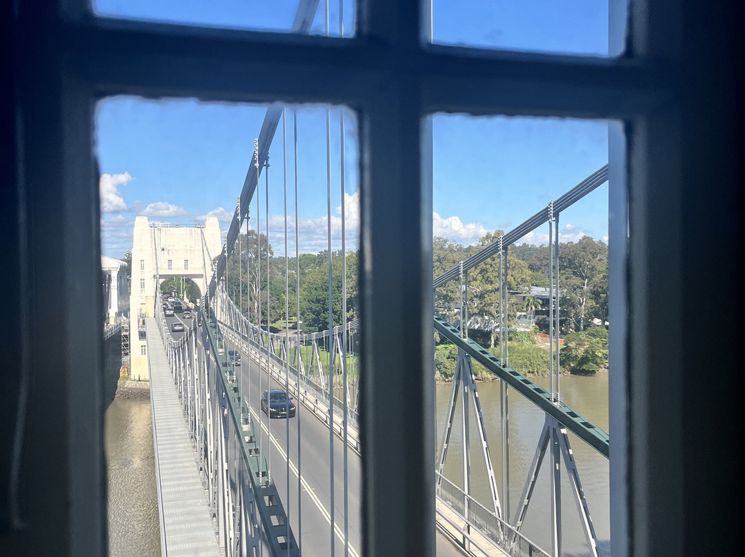 Walter Taylor Bridge-布里斯班必去景点