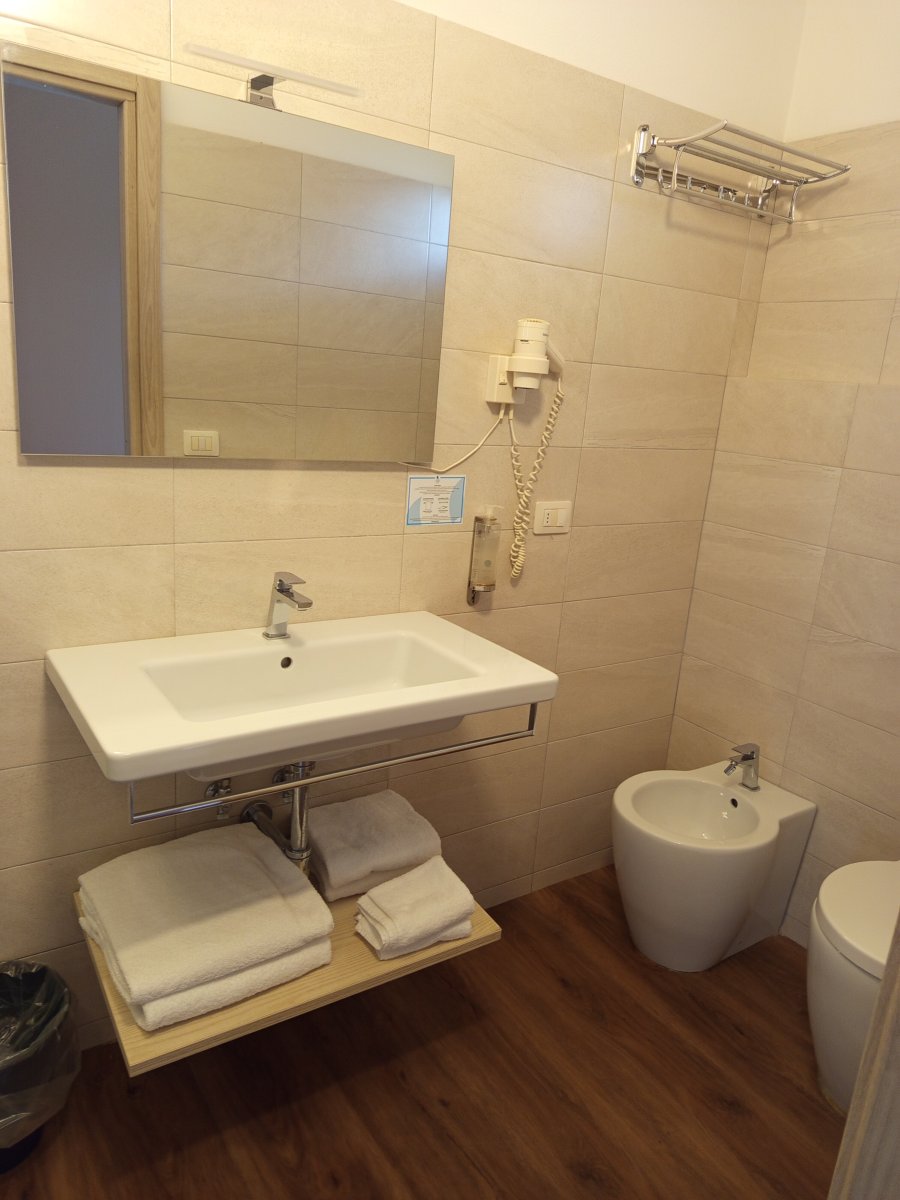 阿尔玛迪阿尔盖罗酒店-浴室