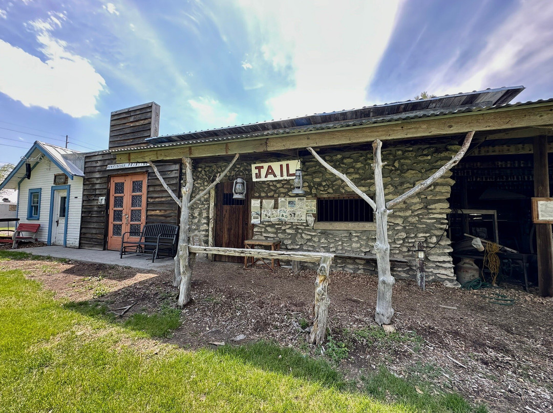 Dobby's Frontier Town-Alliance必去景点