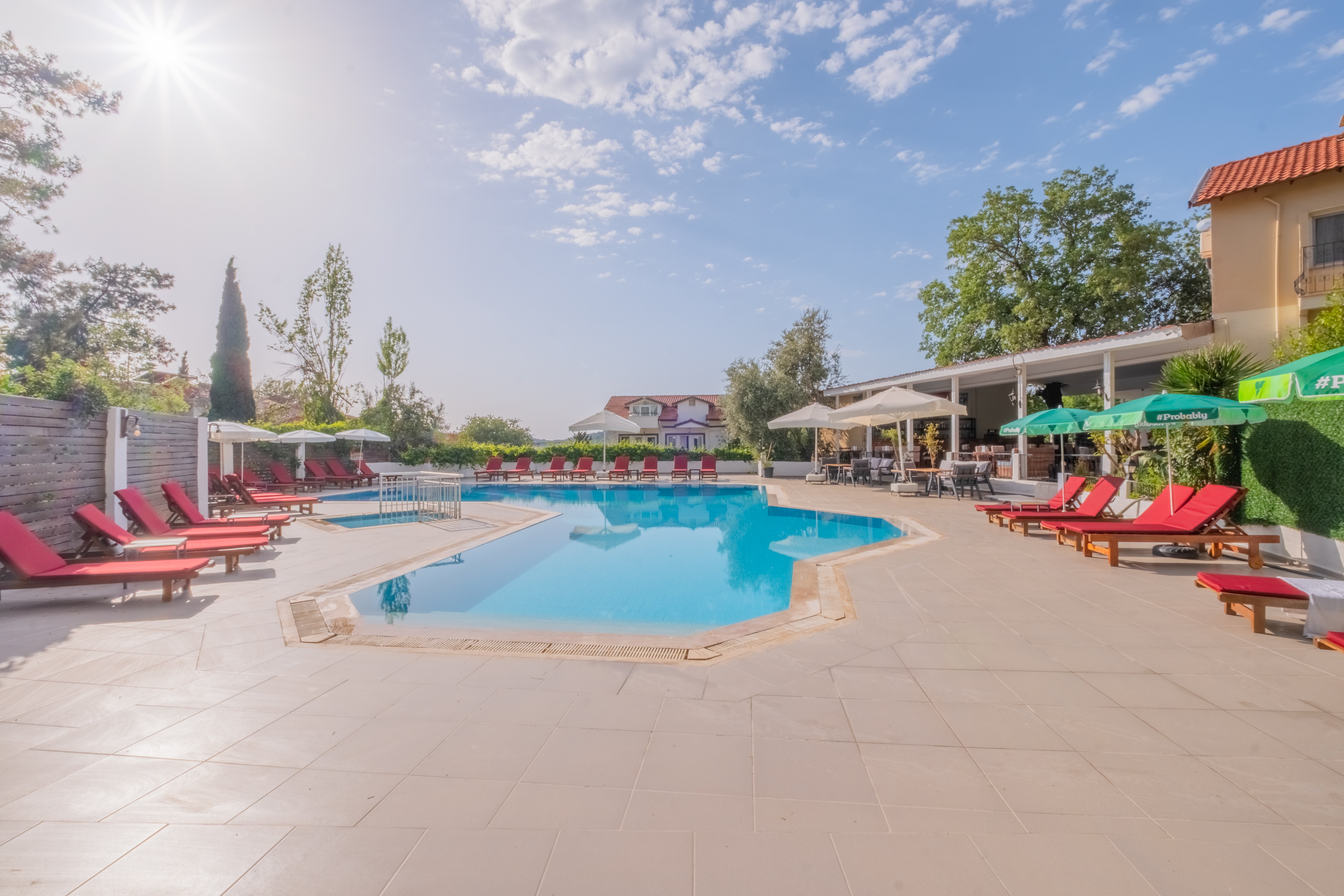 Tunacan Hotel-泳池