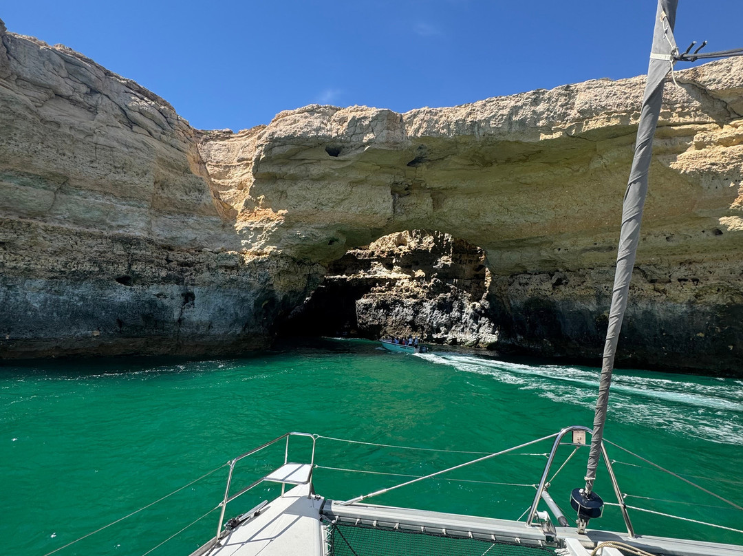 Oursea Yachts-阿尔布赞拉必去景点