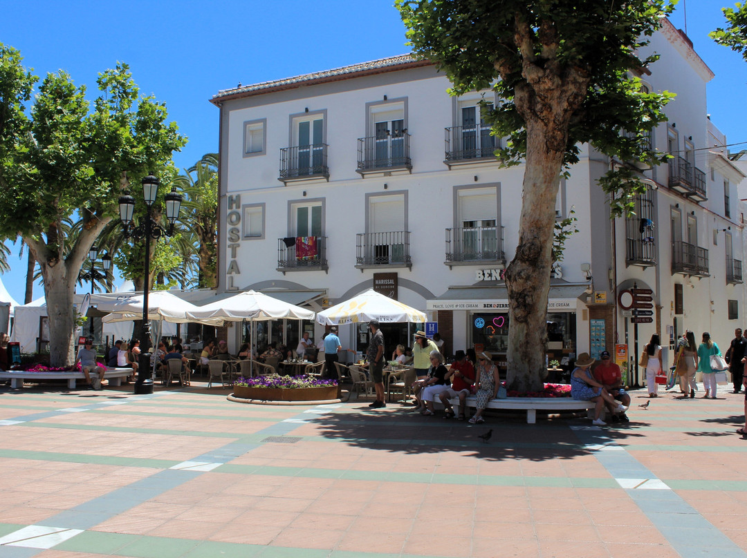 Plaza Balcon De Europa-内尔哈必去景点