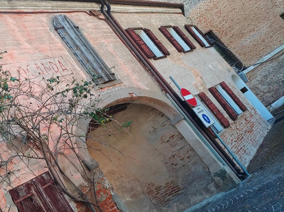 Piazza Umberto I-Mesola必去景点