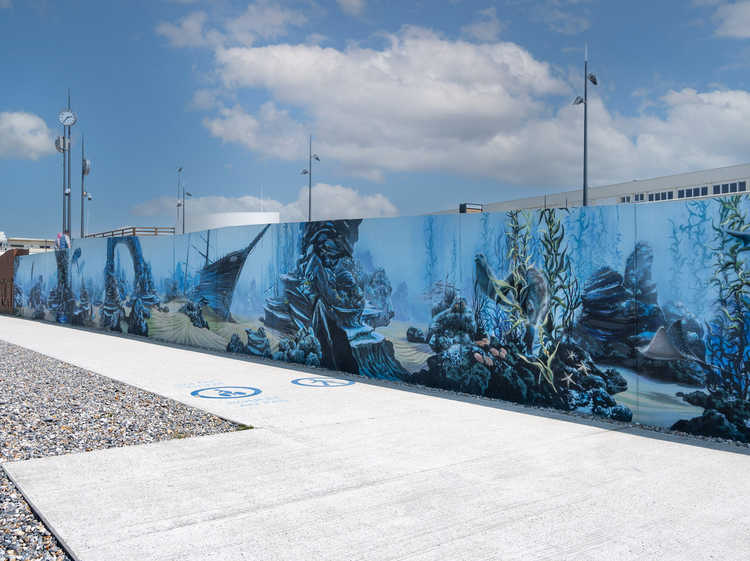 Fresque De Johann Grenier-勒特雷波尔必去景点