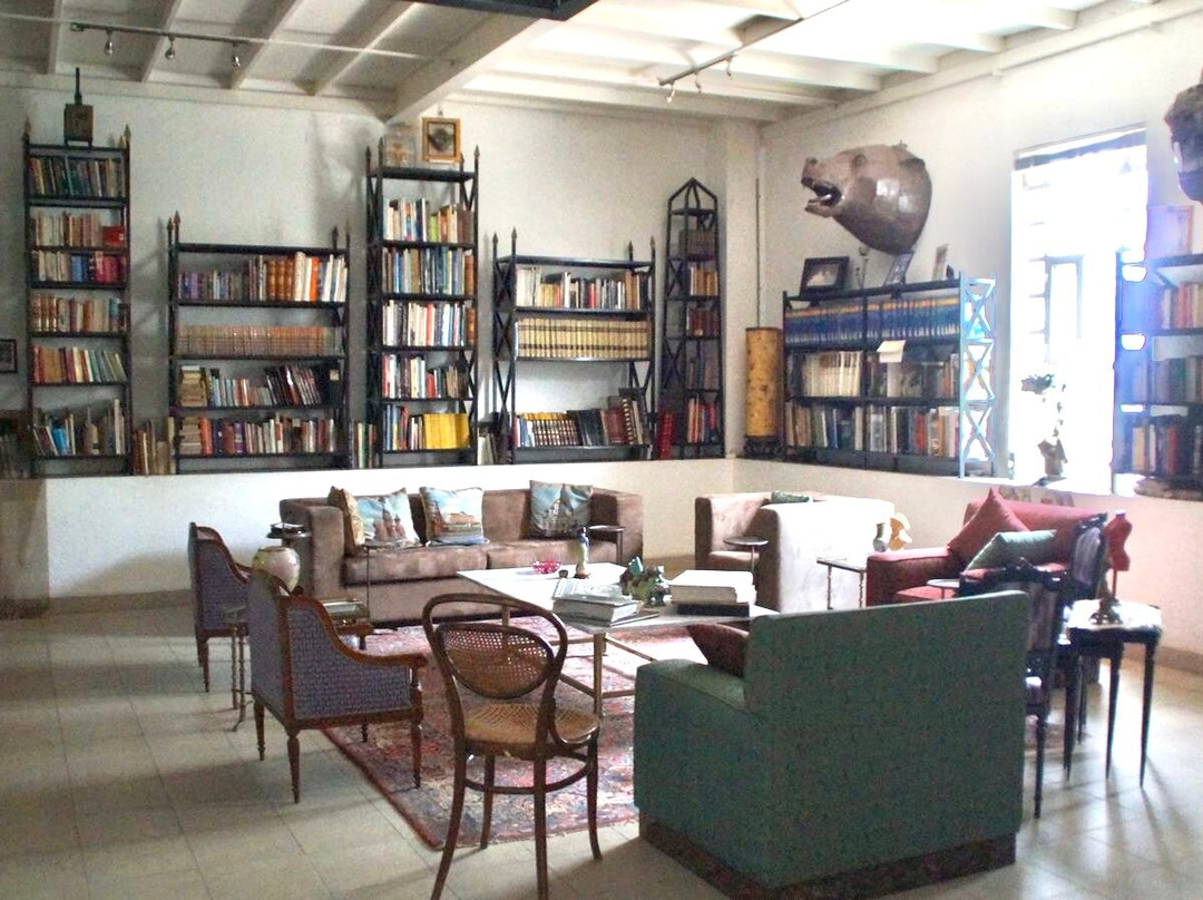 Zabika Art & Gallery-奎尔纳瓦卡必去景点