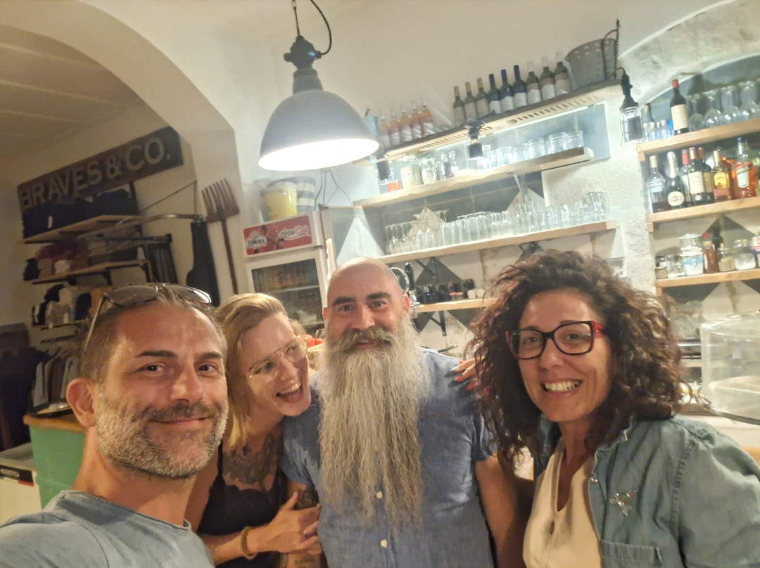 Blue Roots - Caffè Bar & Concept Store