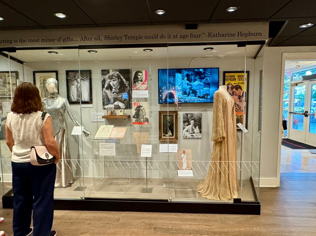 The Katharine Hepburn Cultural Arts Center-旧塞布鲁克必去景点