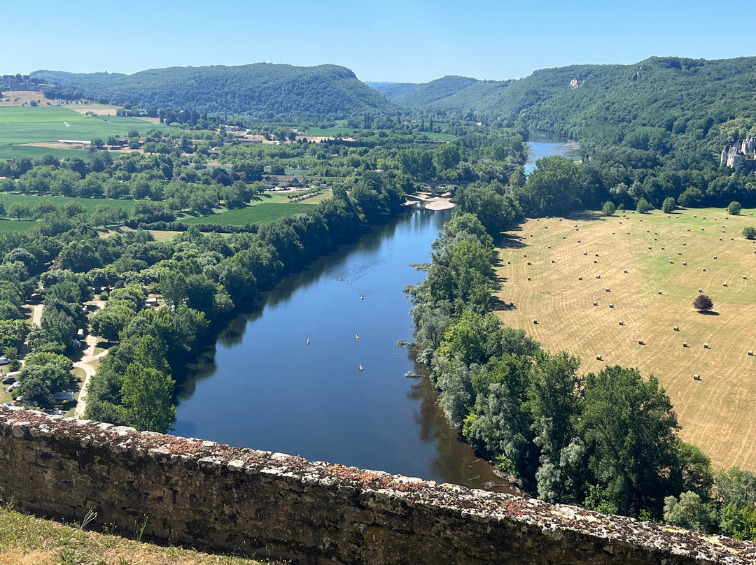 Taxi & Touring A La Carte-Saint-Vincent-de-Cosse必去景点