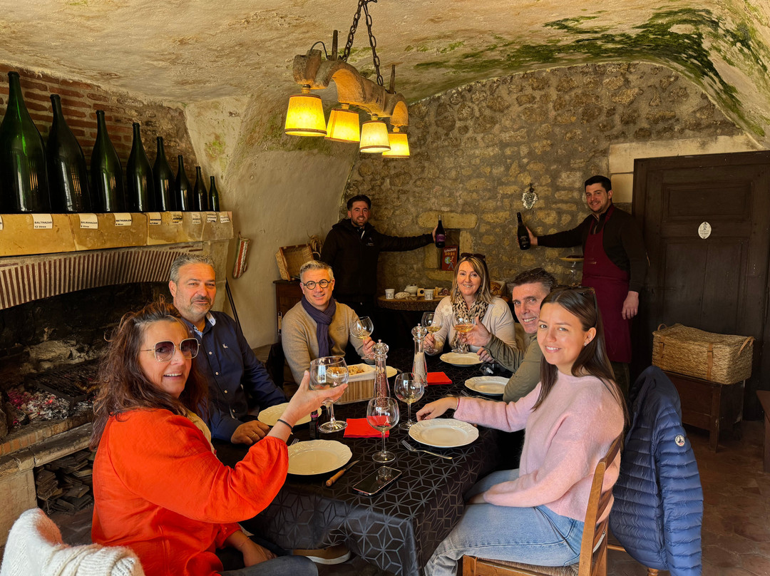 Van Loire Experience-Saint-Martin-le-Beau必去景点