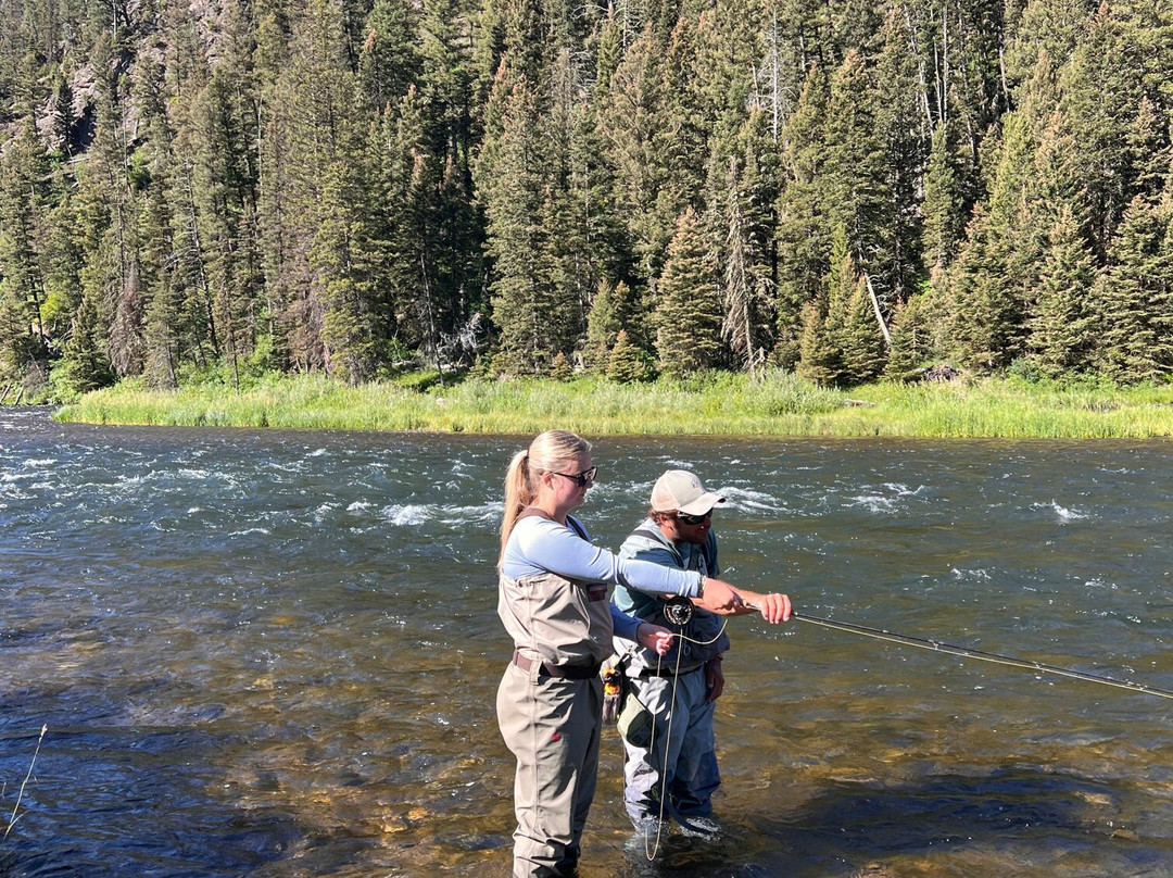 Arrick's Fly Shop, Inc.-西黄石镇必去景点