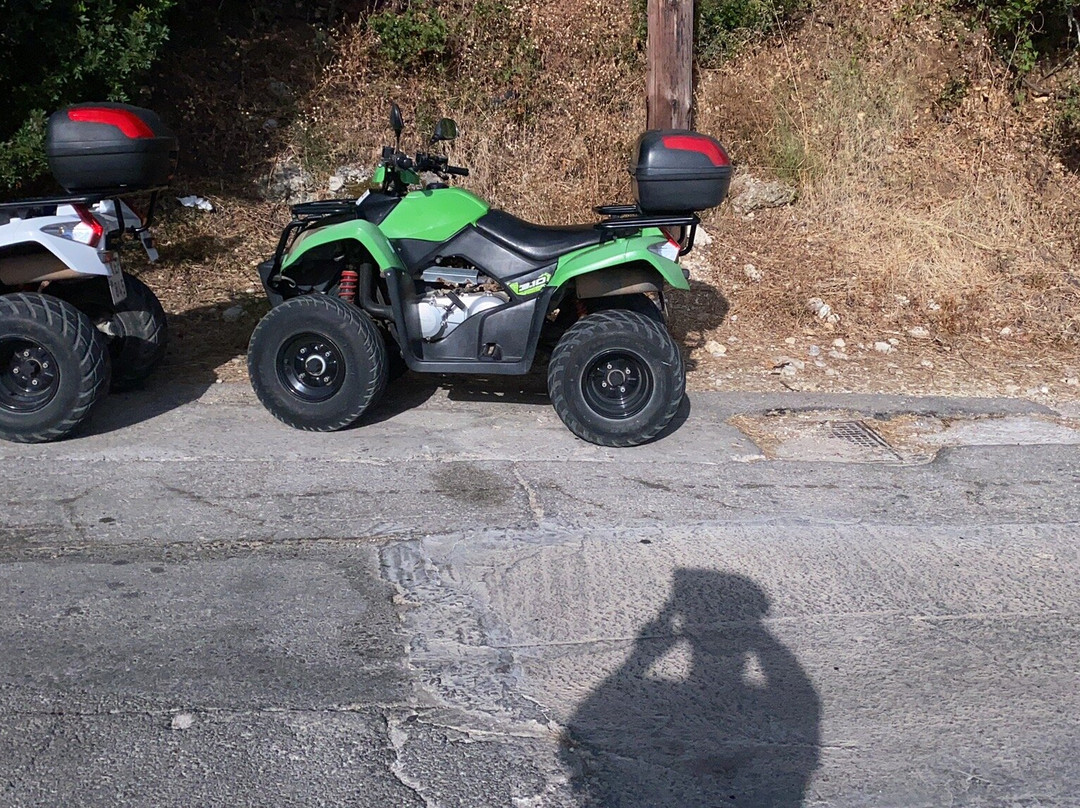 Makis Car Quad & Scooter Rental , Skala Kefalonia-Skala必去景点