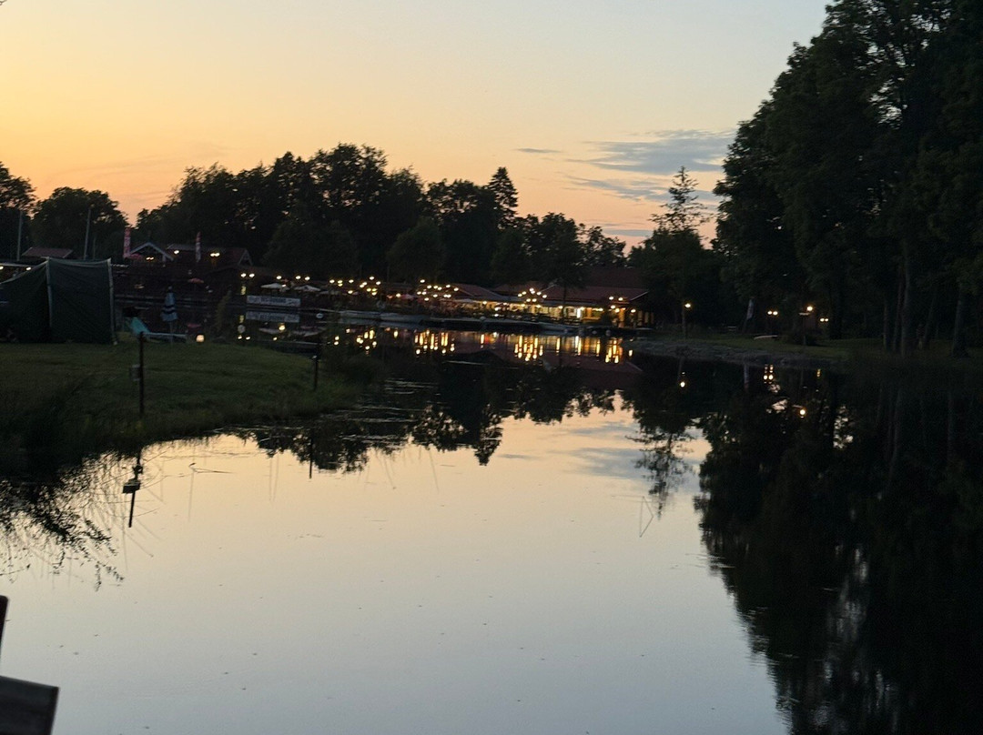 Berkinge Badet-Lovstabruk必去景点