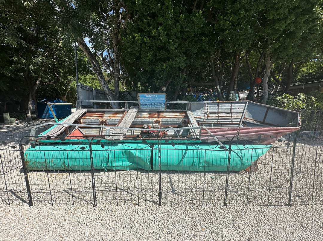 Rain Barrel Village-伊斯拉摩拉达必去景点