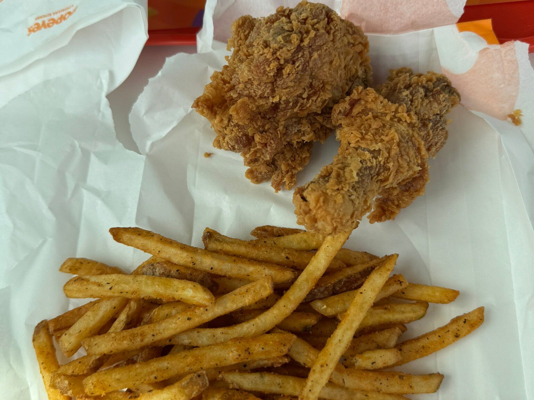 Popeye's Famous Louisiana Chicken - Newport