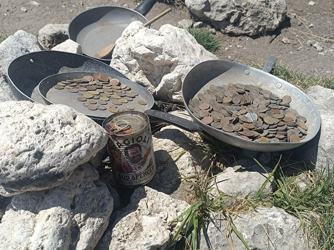 Location De Lo Chiamavano Trinità-Castel del Monte必去景点