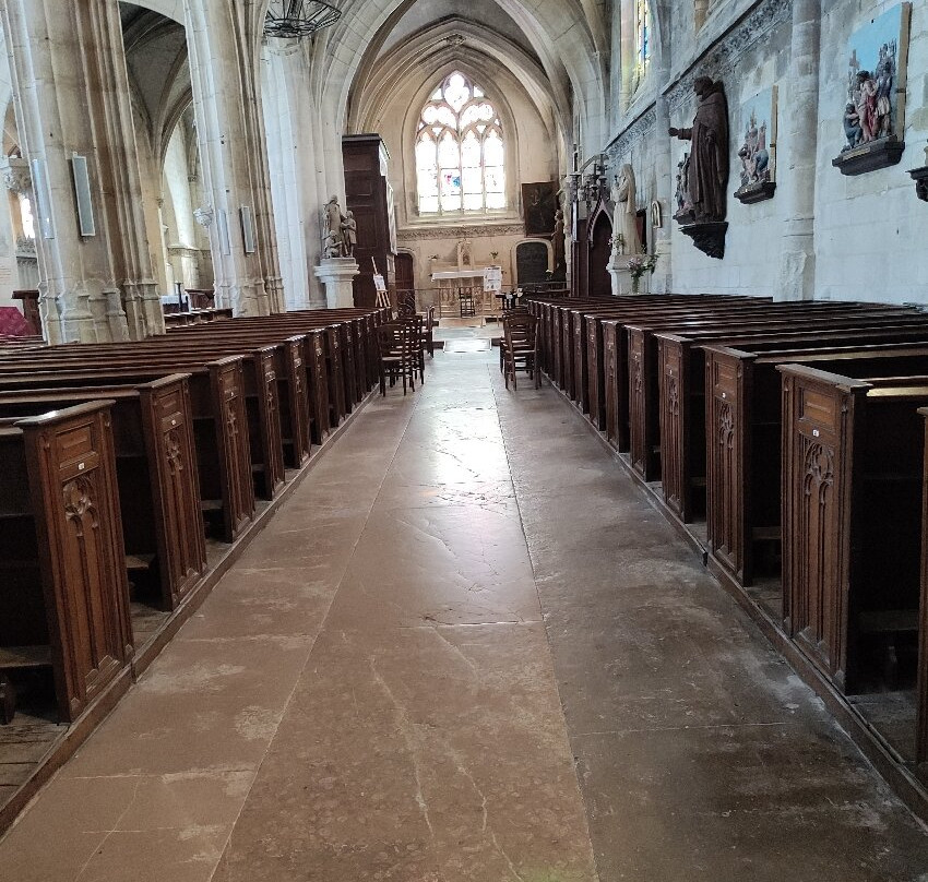 Église Saint-Jacques-勒特雷波尔必去景点