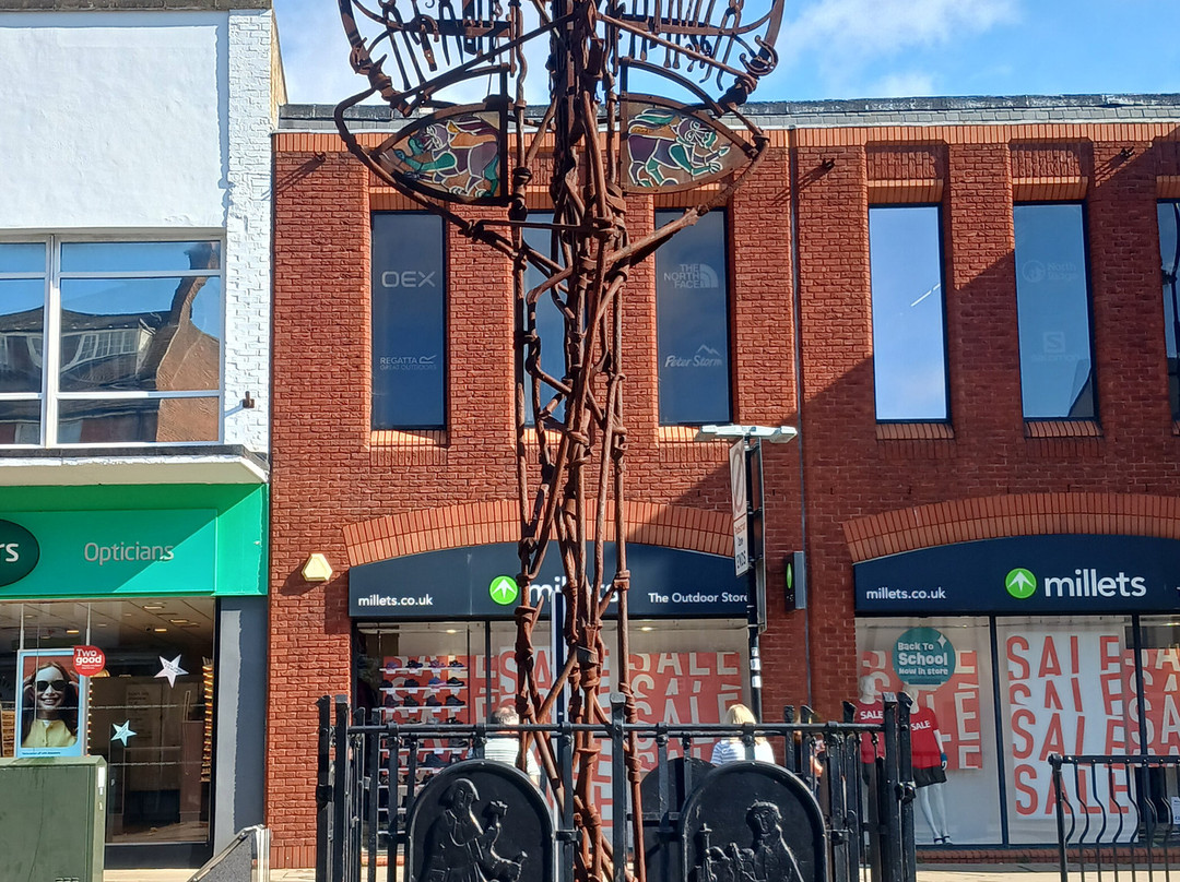 The Smith Tree Of Life-费勒姆必去景点