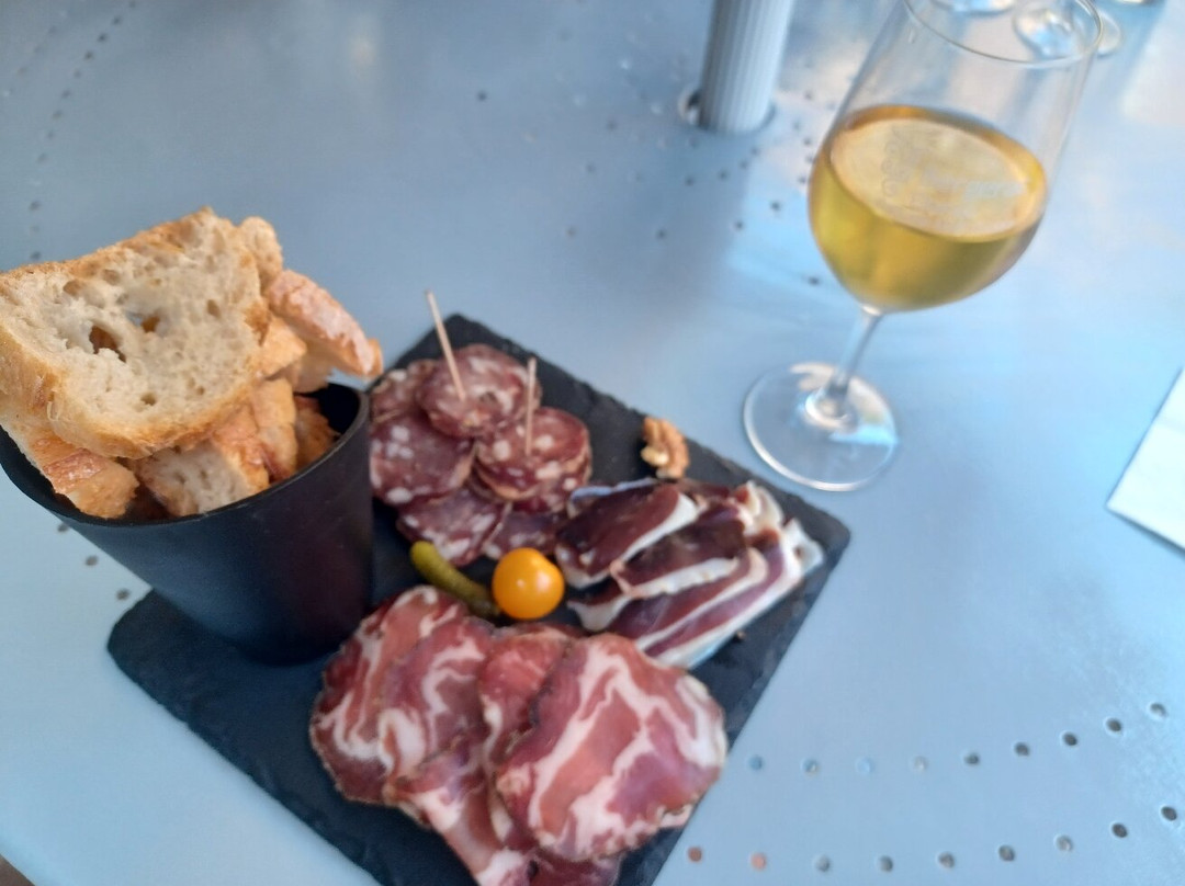 Quai Cyrano-贝吉拉克必去景点