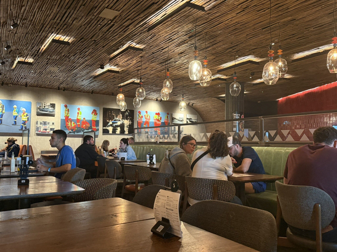 Nando's Leeds - Skelton Lake