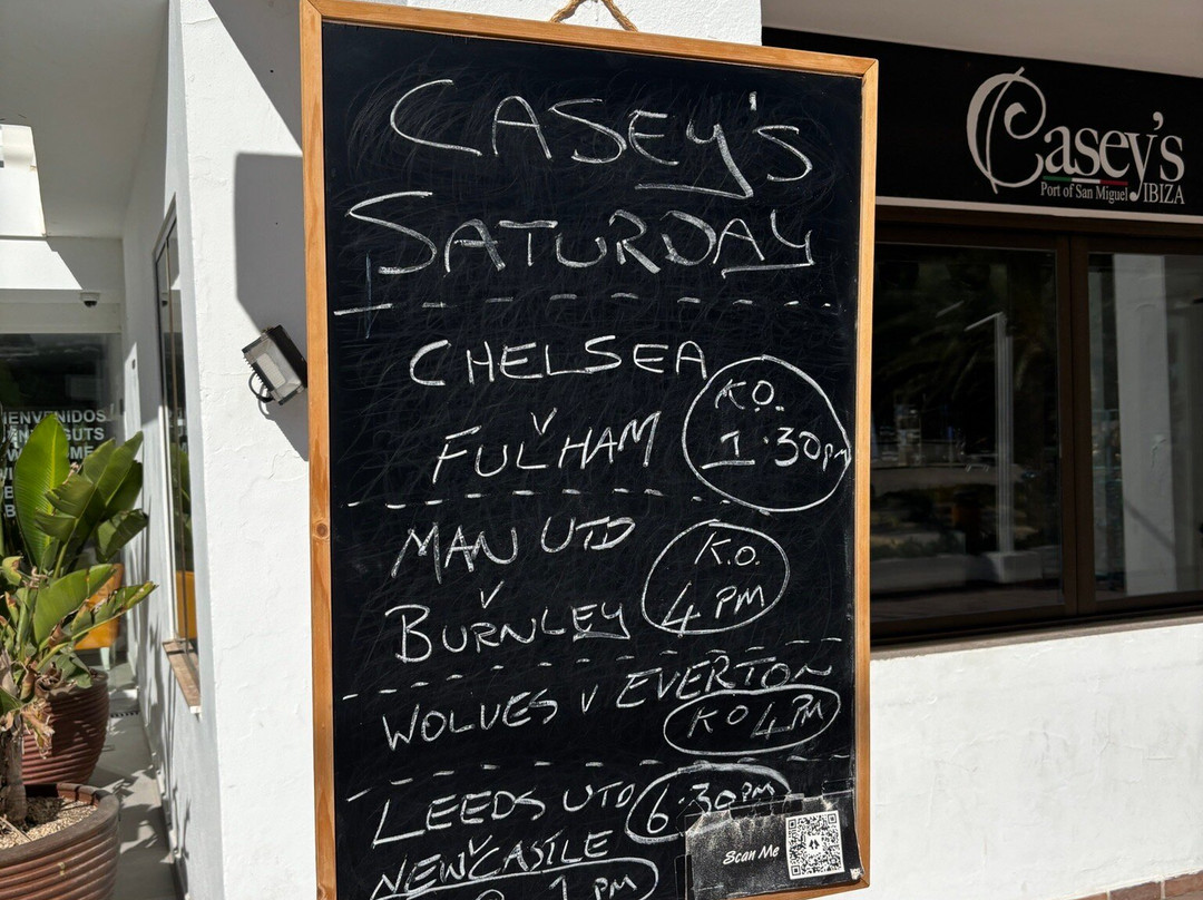 Casey's Irish Bar-Port de Sant Miguel必去景点