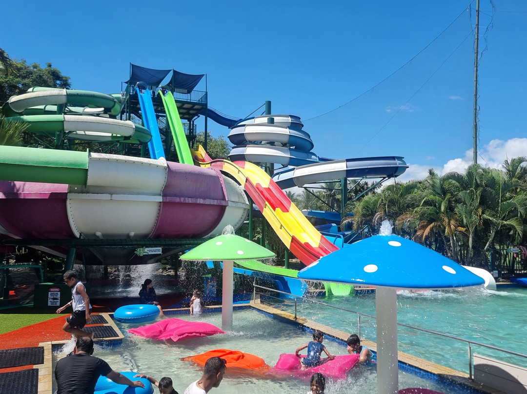 Big Bula Water Park-丹娜努岛必去景点