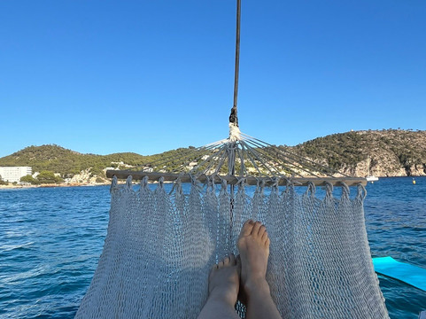 SAILINGJONA Catamaran Charter-圣庞沙必去景点