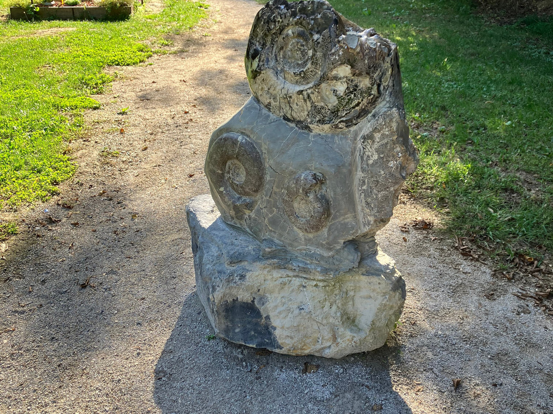 Kristalna Dolina (crystal Valley)-Smarjeske Toplice必去景点