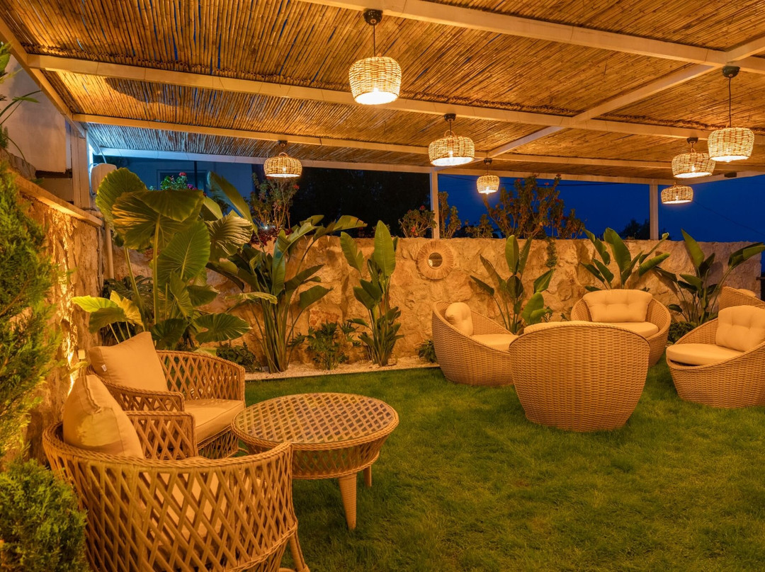 Pello Kalkan Cafe & Breakfast