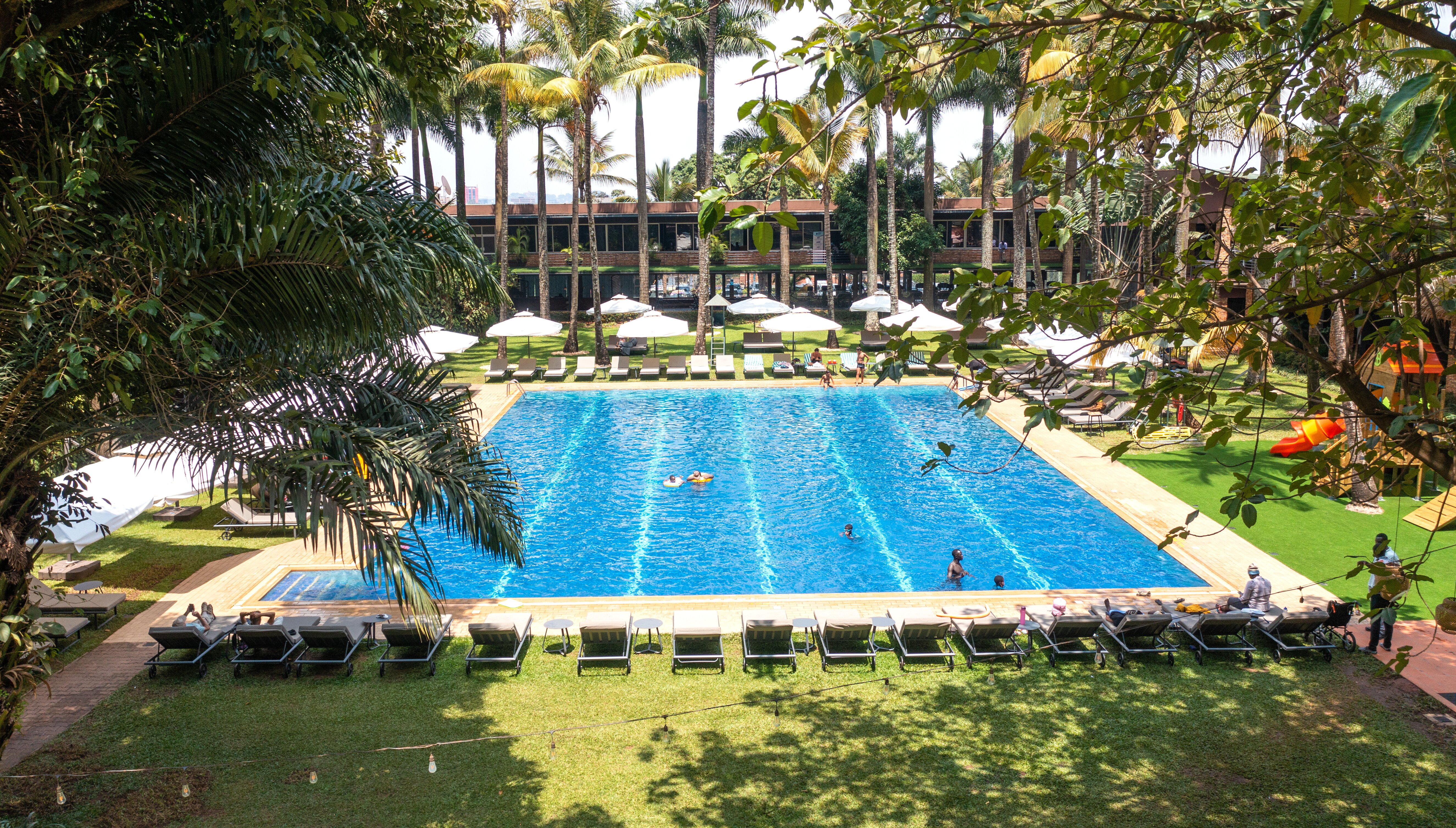 Kabira Country Club-泳池