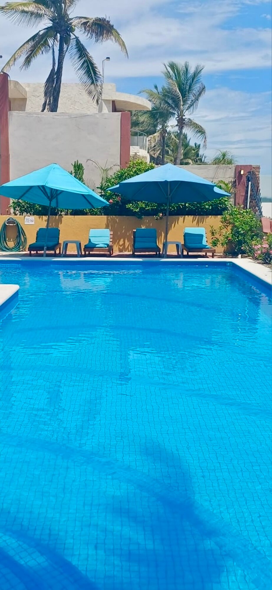 La Paloma Oceanfront Retreat-泳池