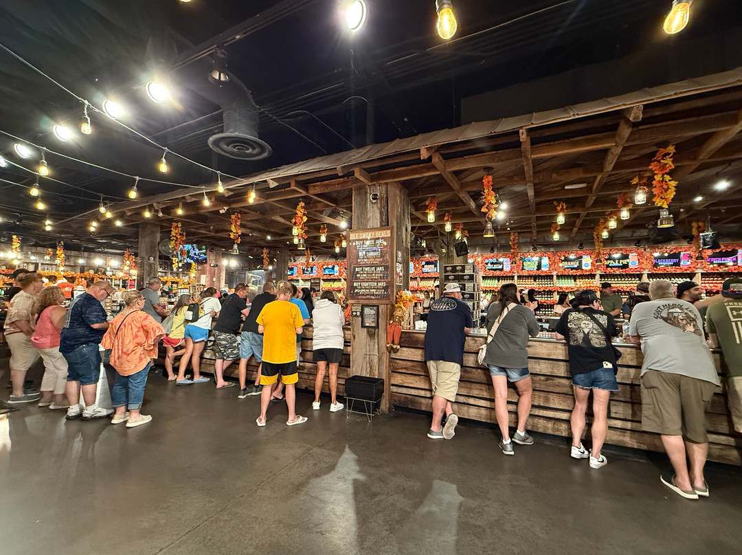 Ole Smoky Tennessee Moonshine-皮金福奇必去景点