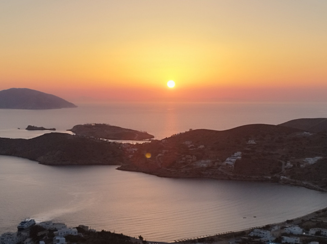 Panagia Gremiotissa Church-Chora必去景点