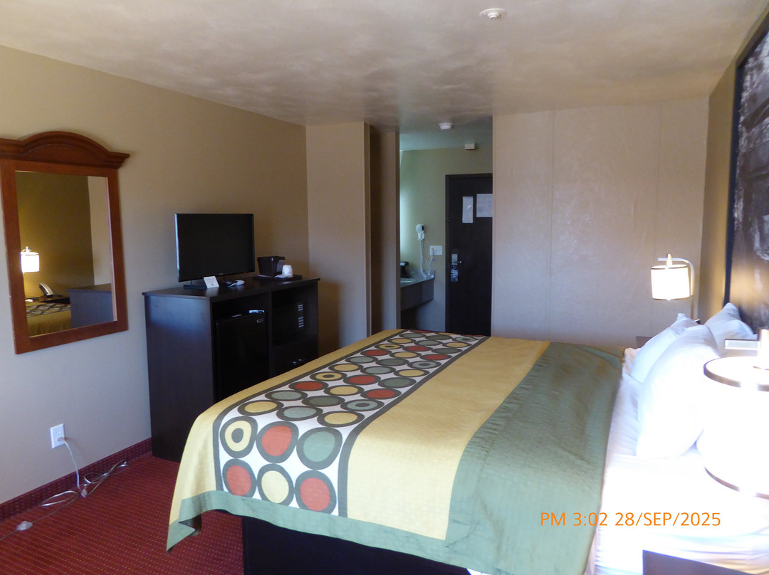 Super 8 by Wyndham Eau Claire WI主图