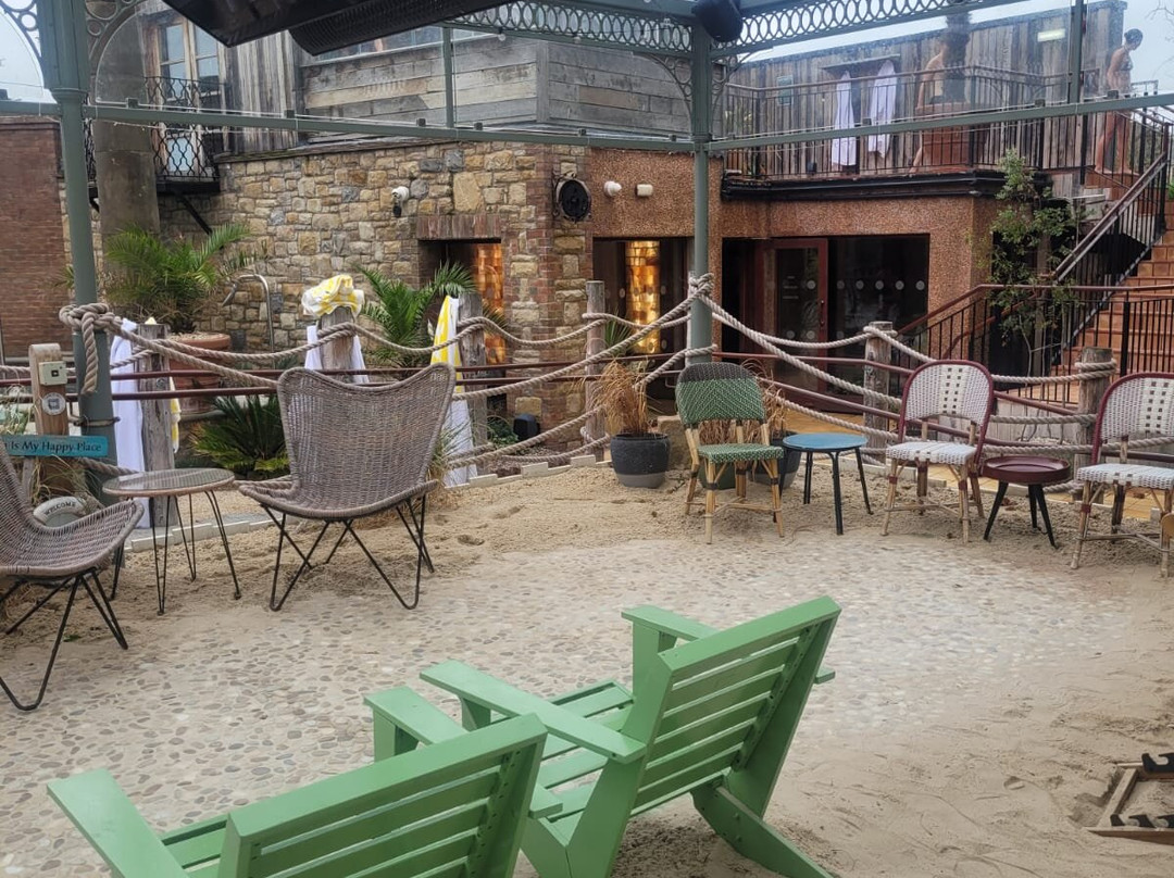The Rabbit Hotel & Retreat主图