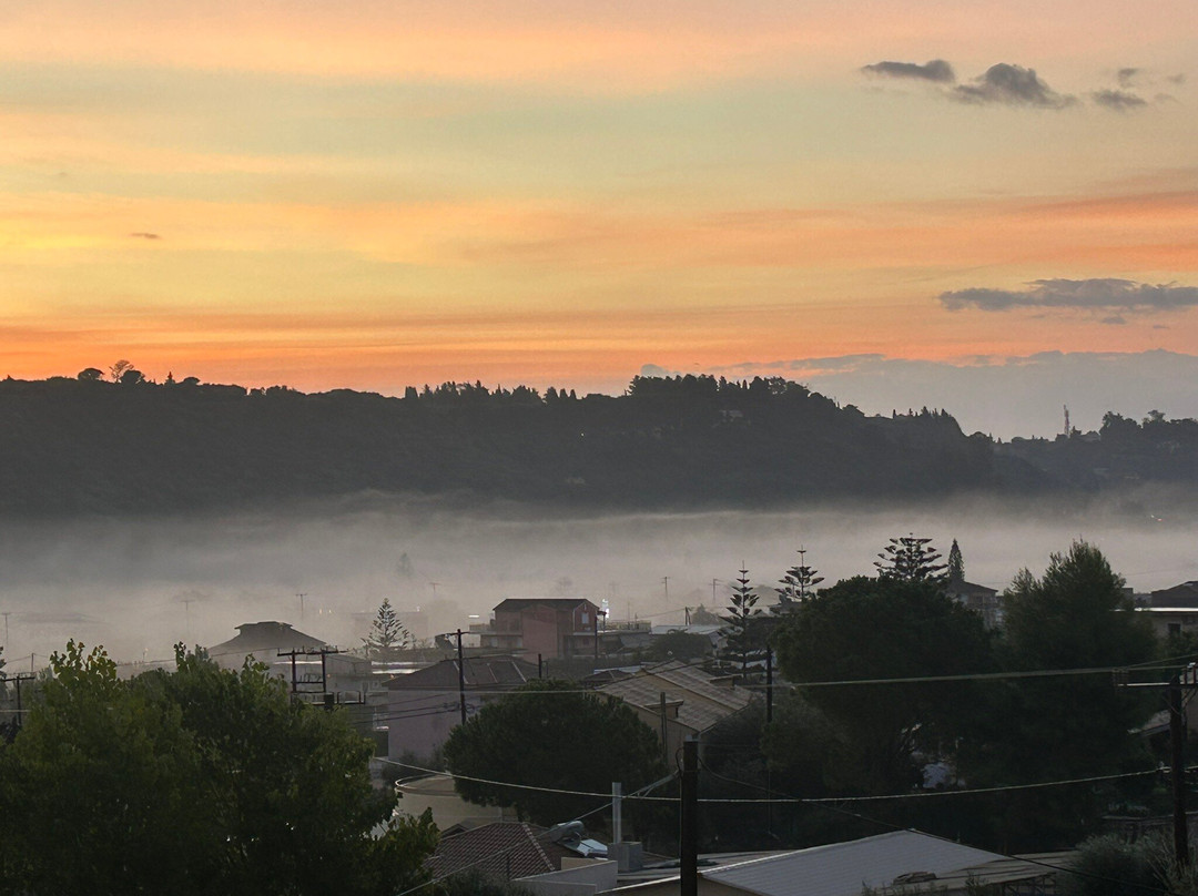 OREO PRIVATE TRANSFERS-扎金索斯必去景点