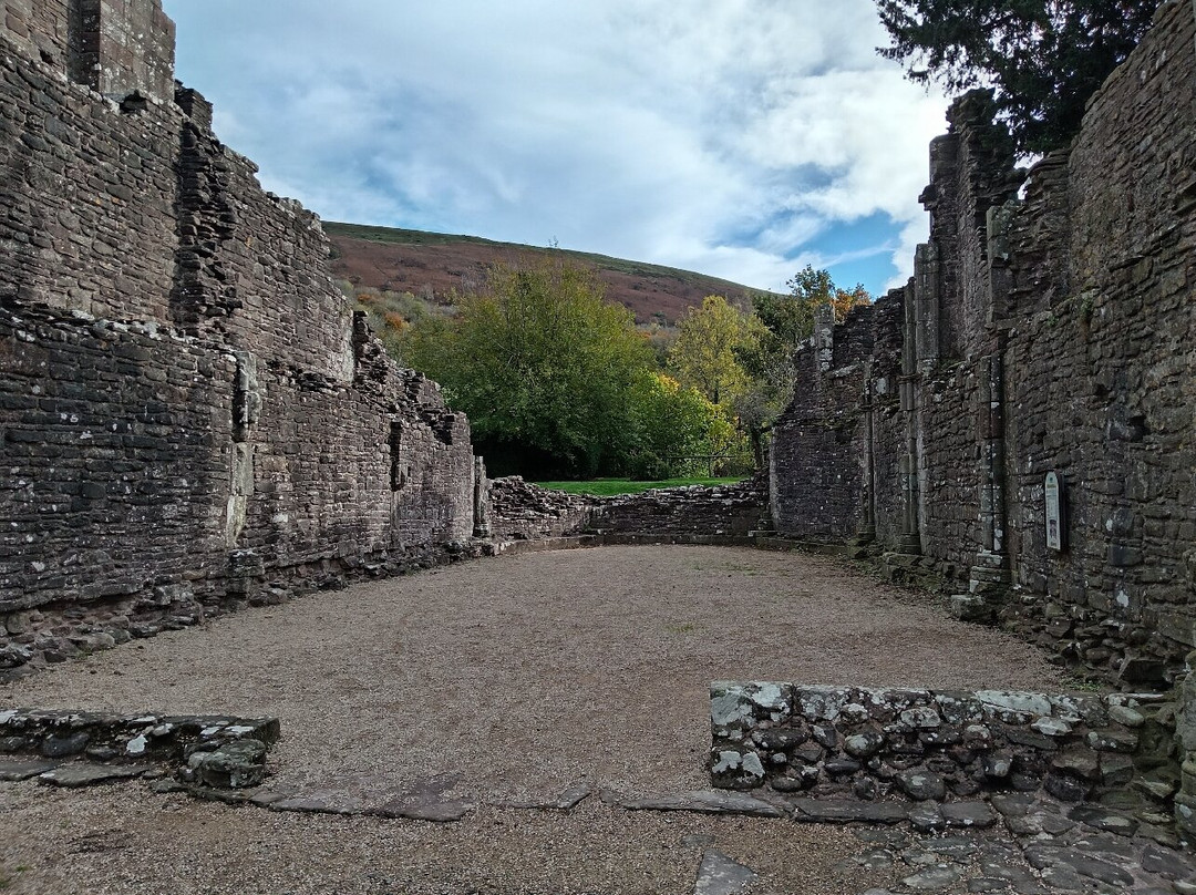 Llanthony Priory-Llanthony必去景点