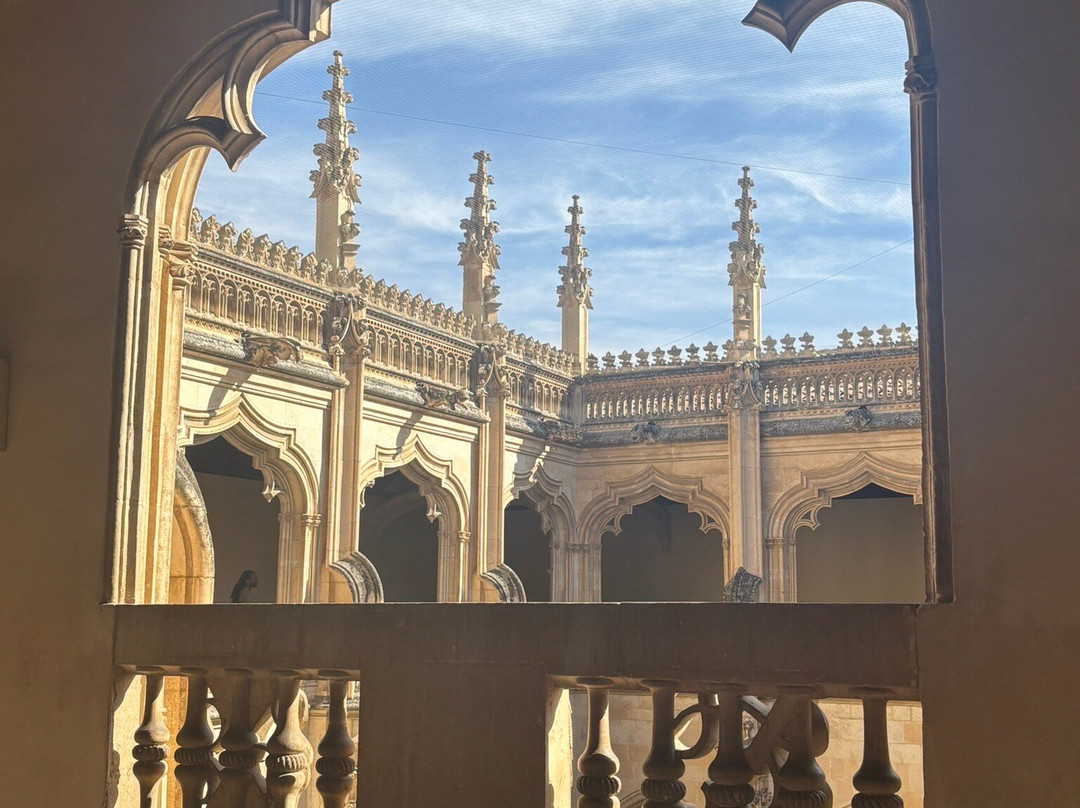 圣胡安-雷耶斯修道院-托莱多必去景点