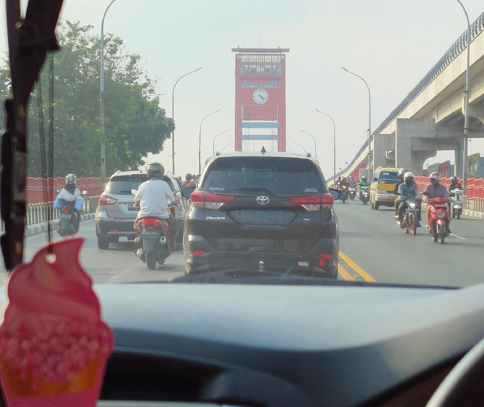 Ampera Bridge-巨港必去景点