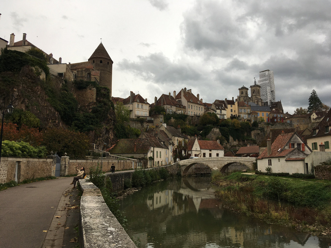 Cité Médiévale De Semur-en-auxois