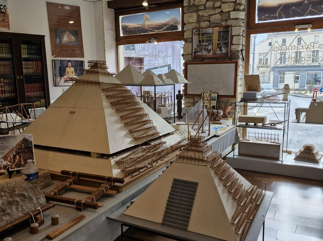 La Construction Pharaonique, Les Outils-Saint-Jean-d'Angely必去景点