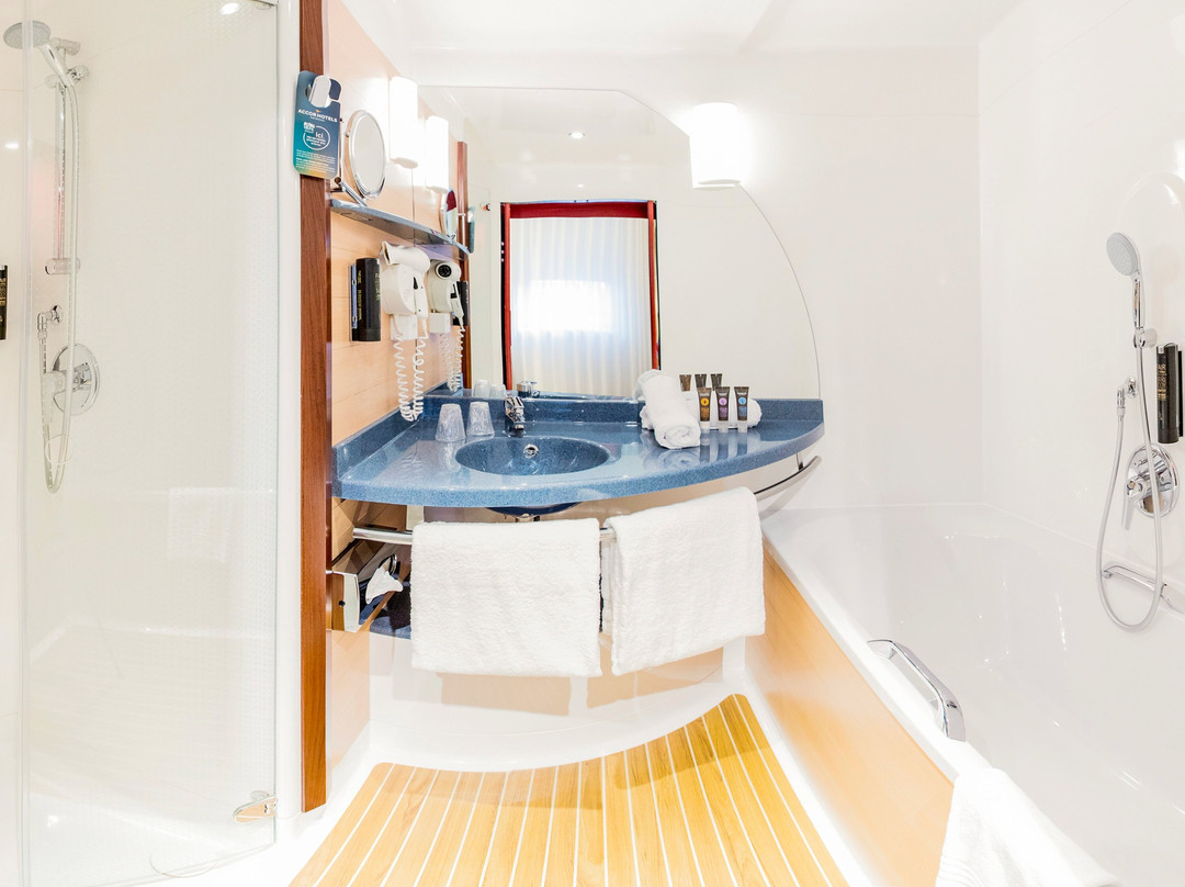 日内瓦诺富特套房酒店